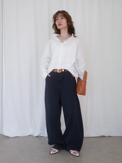 Natural curve barrel leg パンツ