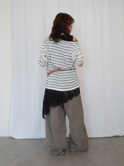 Natural curve barrel leg パンツ