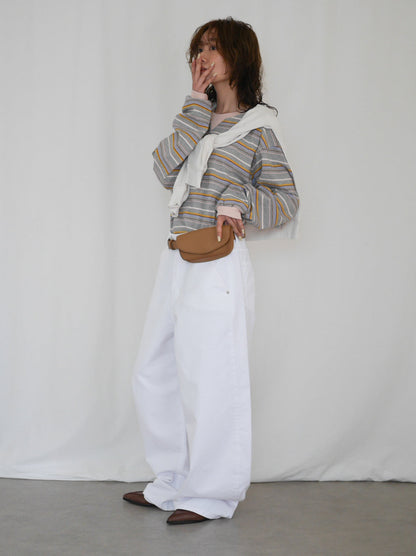 Natural curve barrel leg パンツ