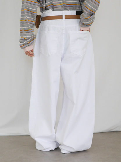 Natural curve barrel leg パンツ