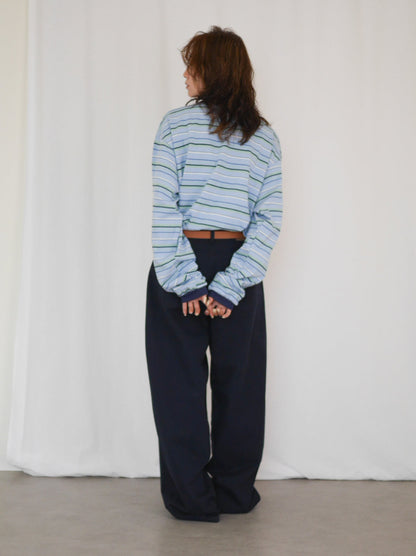 Natural curve barrel leg パンツ