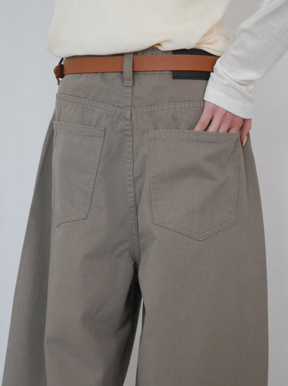 Natural curve barrel leg パンツ