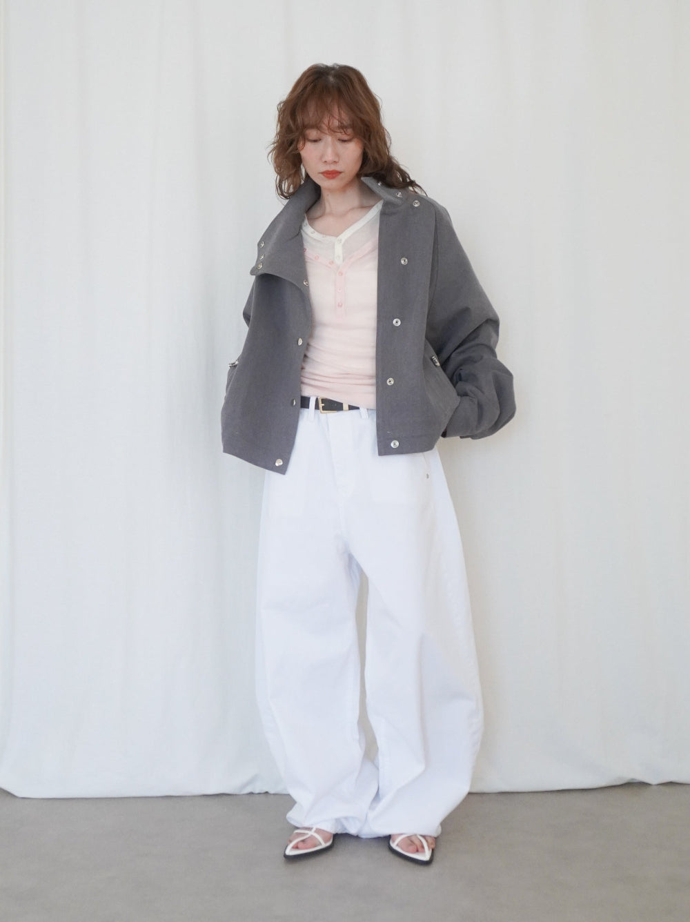 Natural curve barrel leg パンツ