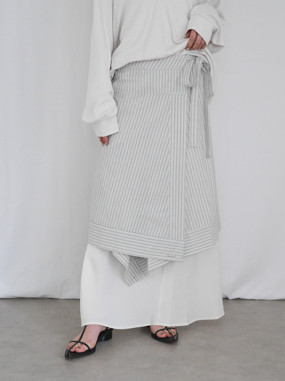 Asymmetry stripeラップスカート