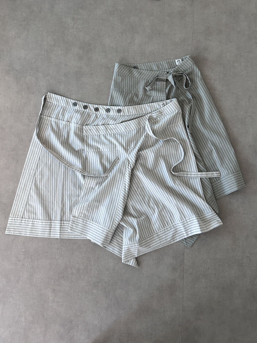 Asymmetry stripeラップスカート