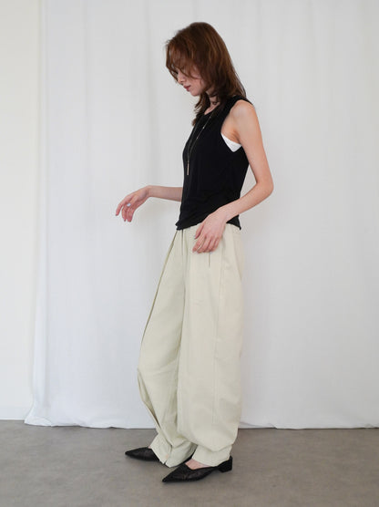 Adjustable hem 2WAYタックワイドパンツ