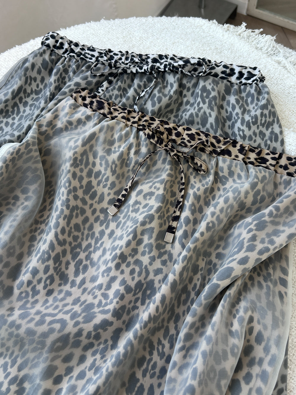 Sheer layered レオパードフロウスカート