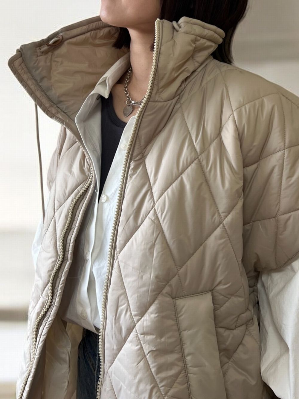 Drawstring waistキルティングダウンベスト