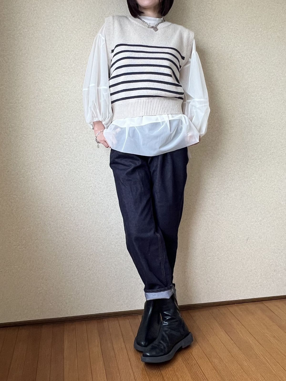 Balloon sleeve エアリーシフォントップス