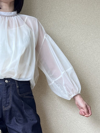 Balloon sleeve エアリーシフォントップス