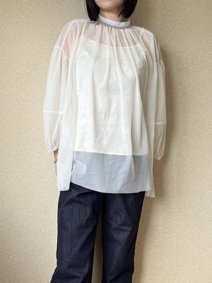 Balloon sleeve エアリーシフォントップス