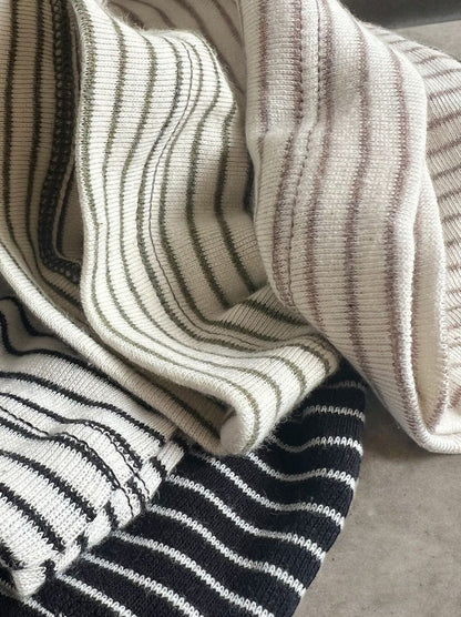 Natural border ボートネックタンク