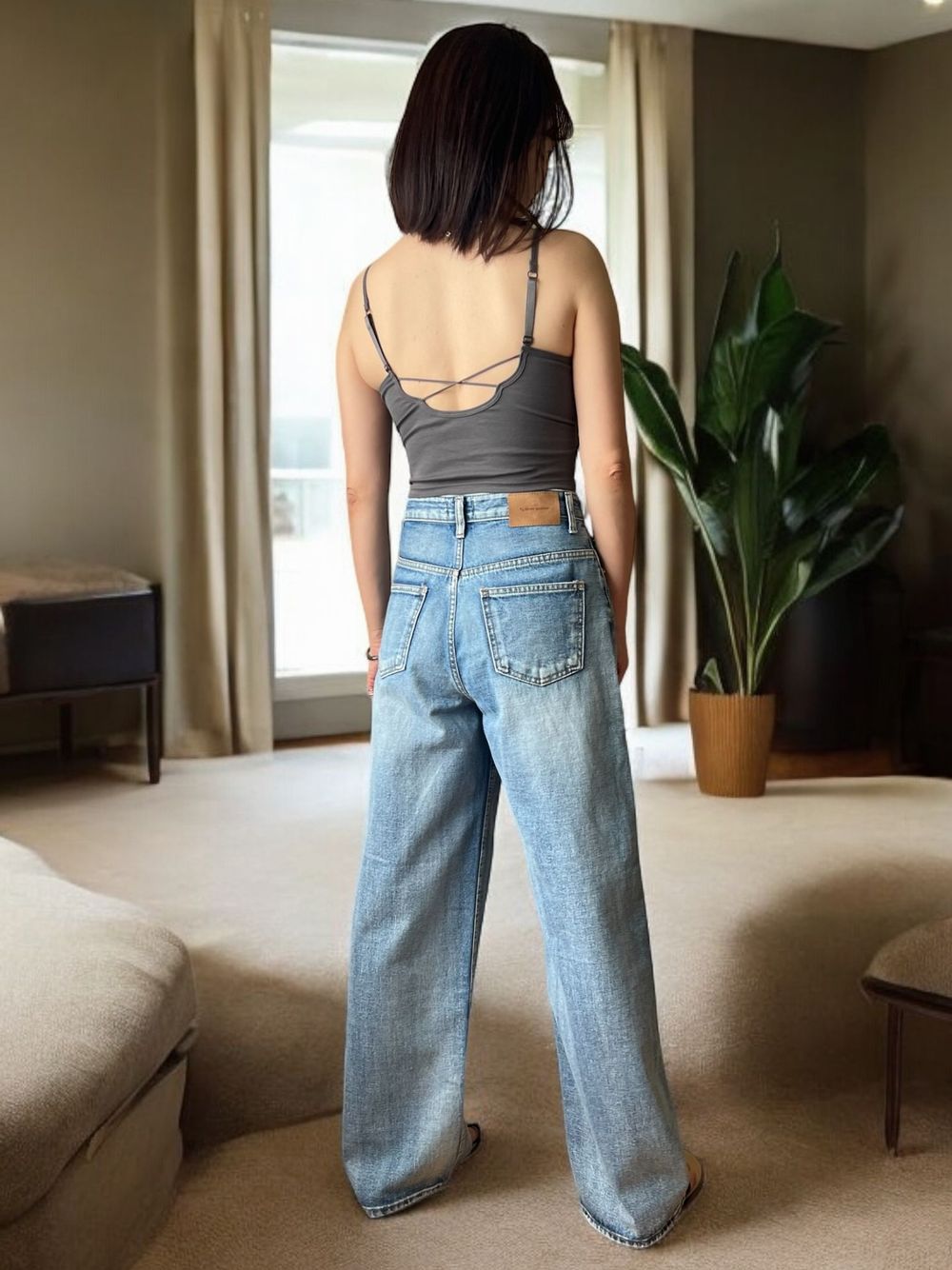 Back cross strap パッド付きキャミソール