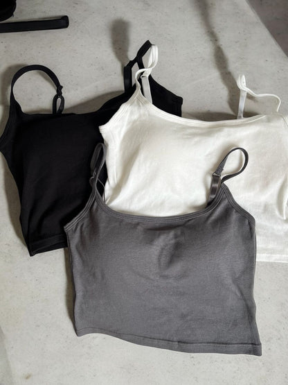Back cross strap パッド付きキャミソール