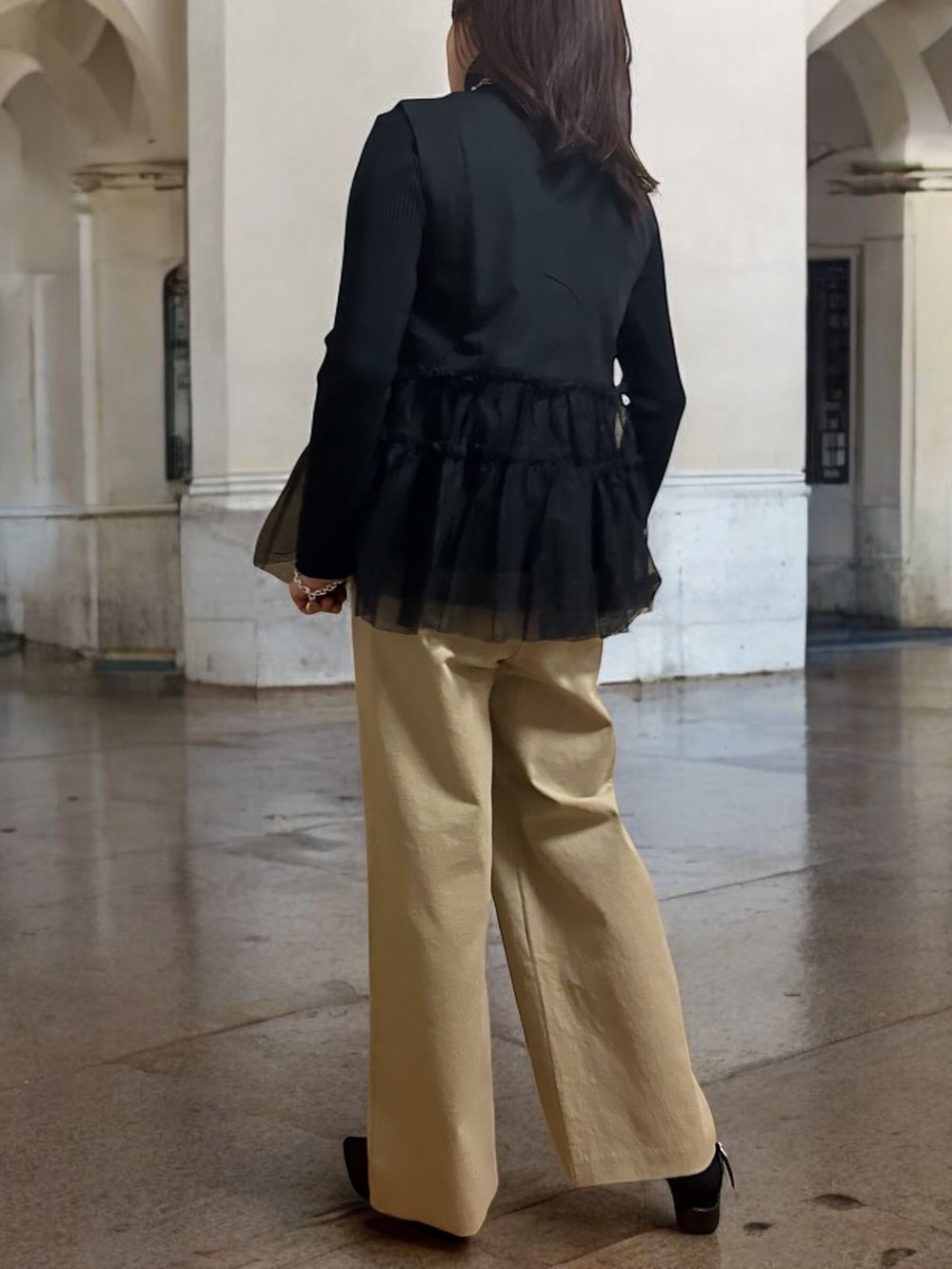 Chiffon frill Vネックペプラムベスト