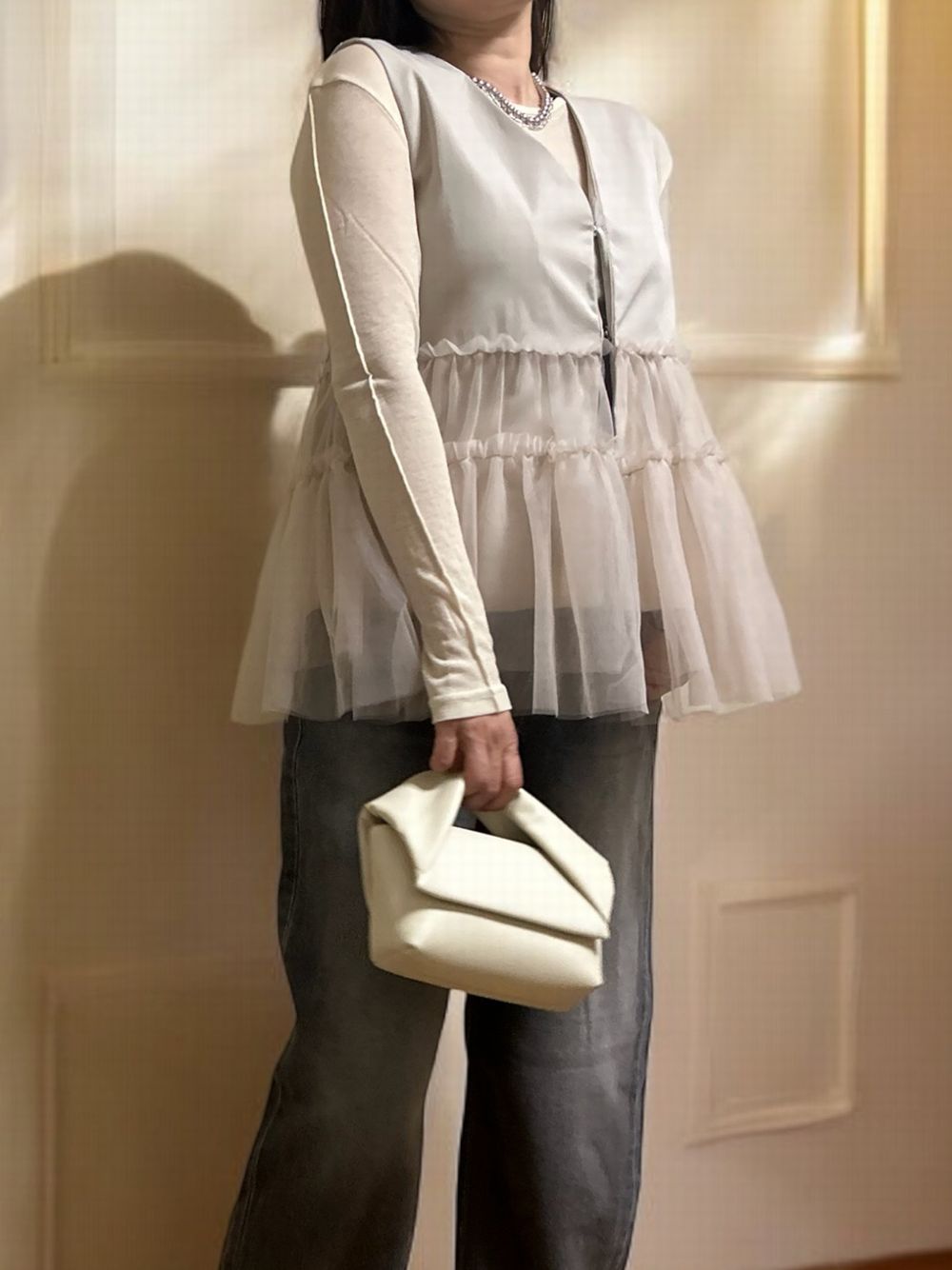 Chiffon frill Vネックペプラムベスト