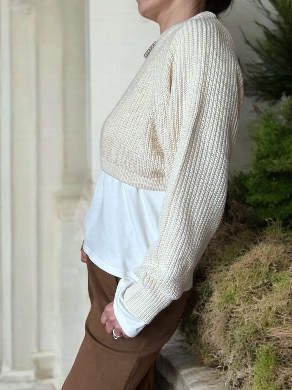 Cropped rib クルーネックニット