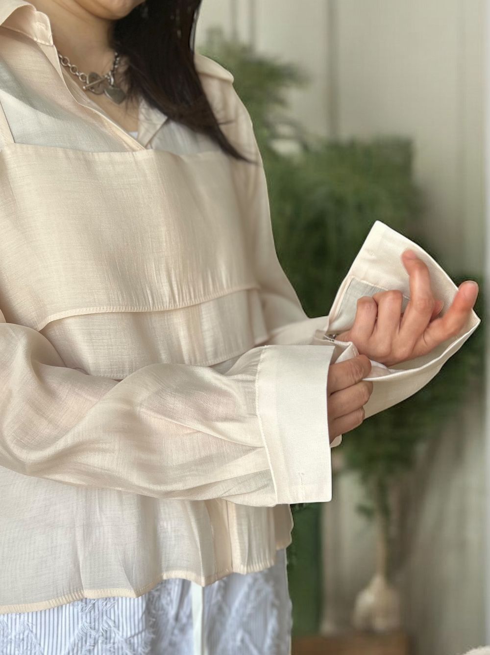 Bustier layered シアーシャツ