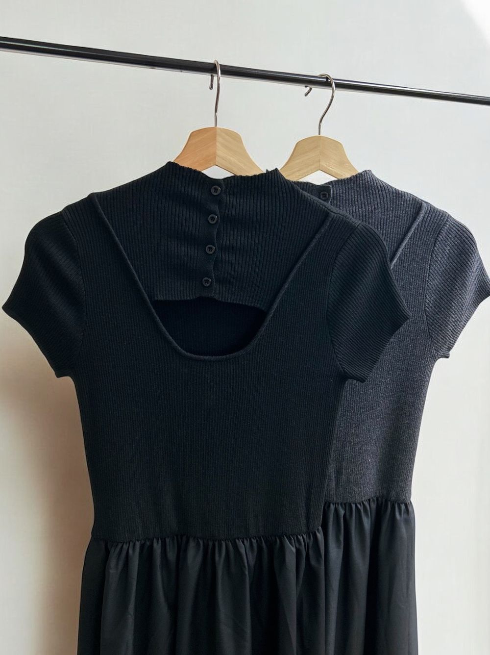 Back open リブニットドッキングワンピース