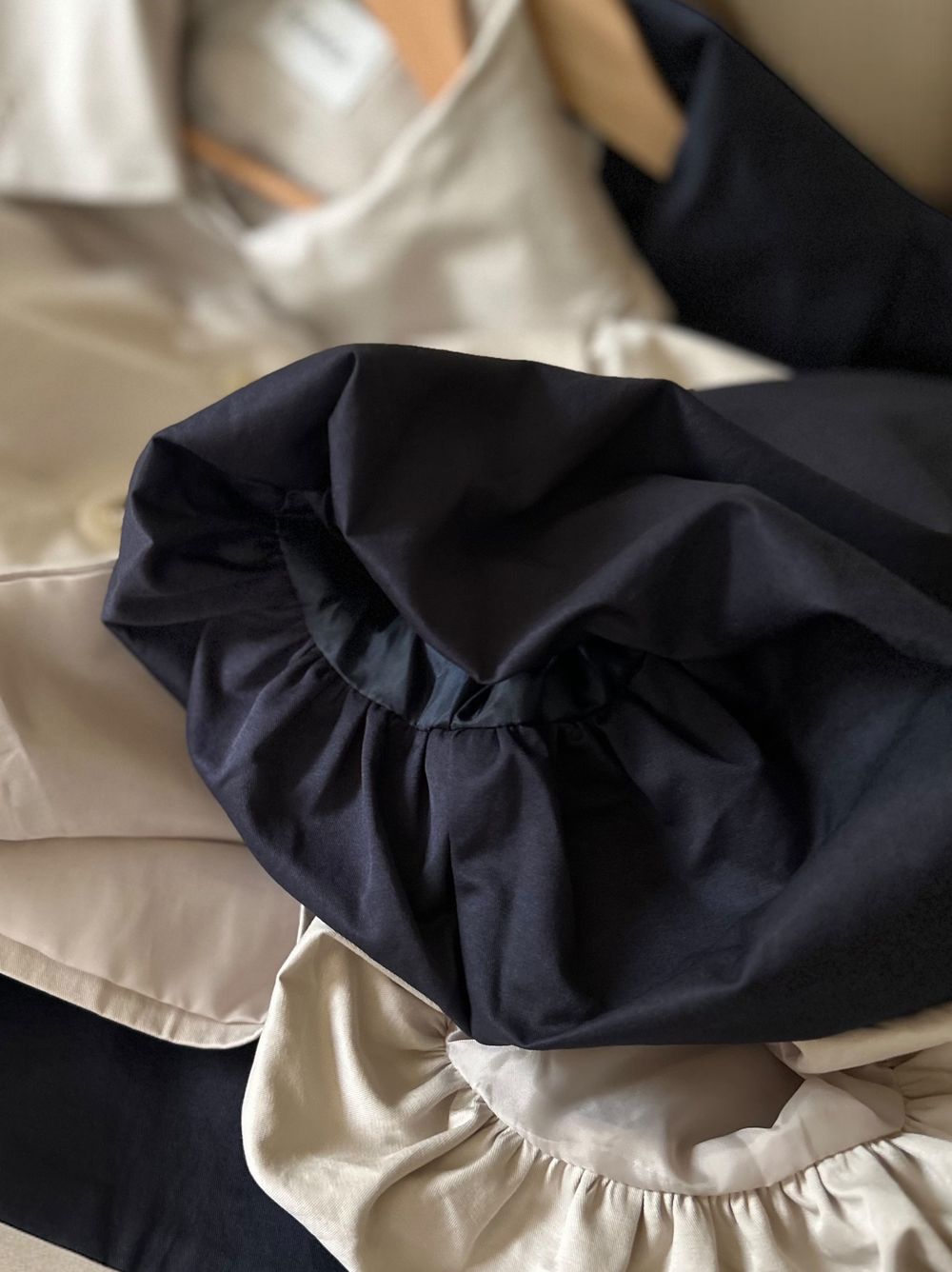 Volume balloon sleeveストームカラージャケット