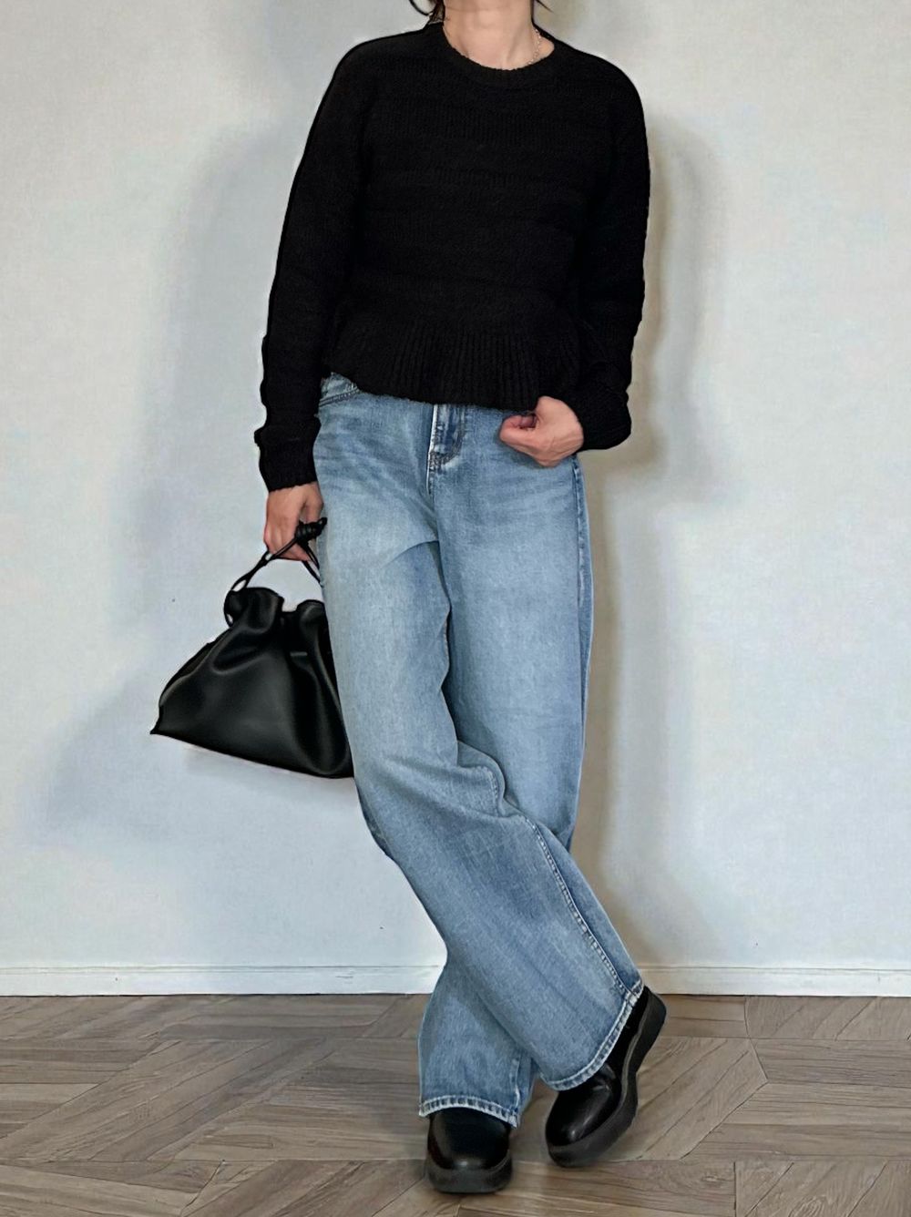 Rib design ペプラムミドルゲージニット