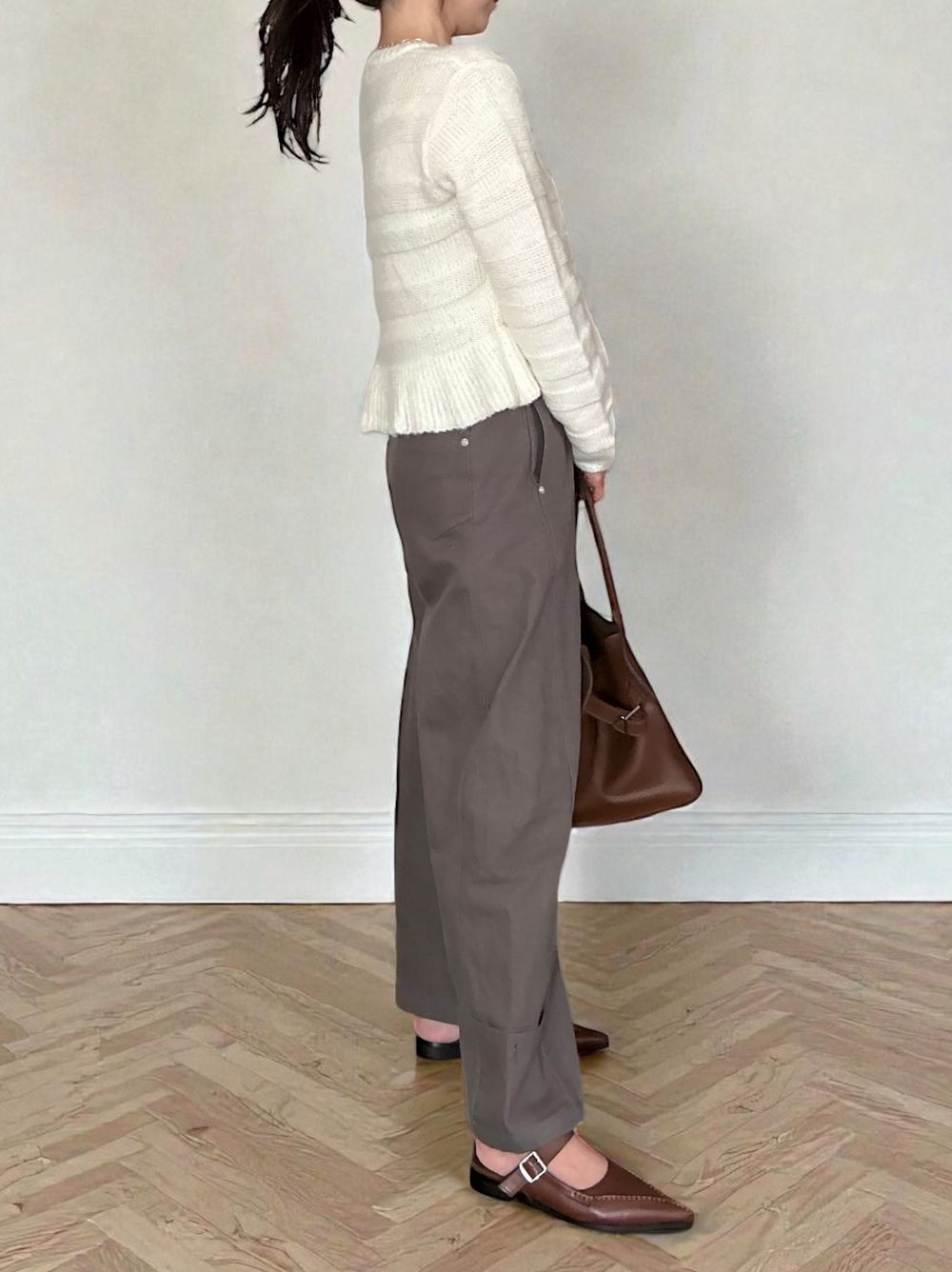 Rib design ペプラムミドルゲージニット