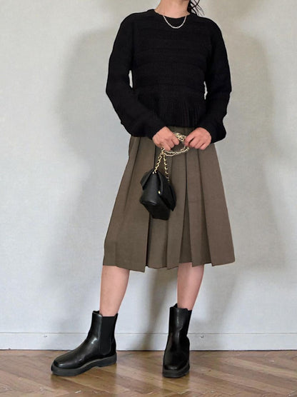 Rib design ペプラムミドルゲージニット