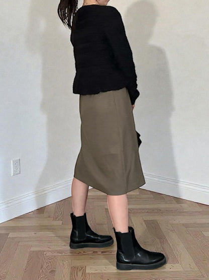Rib design ペプラムミドルゲージニット