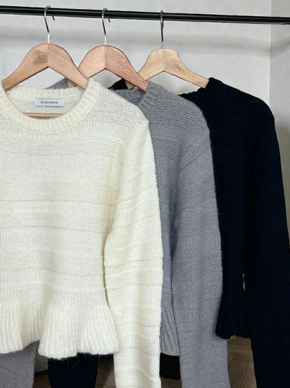 Rib design ペプラムミドルゲージニット