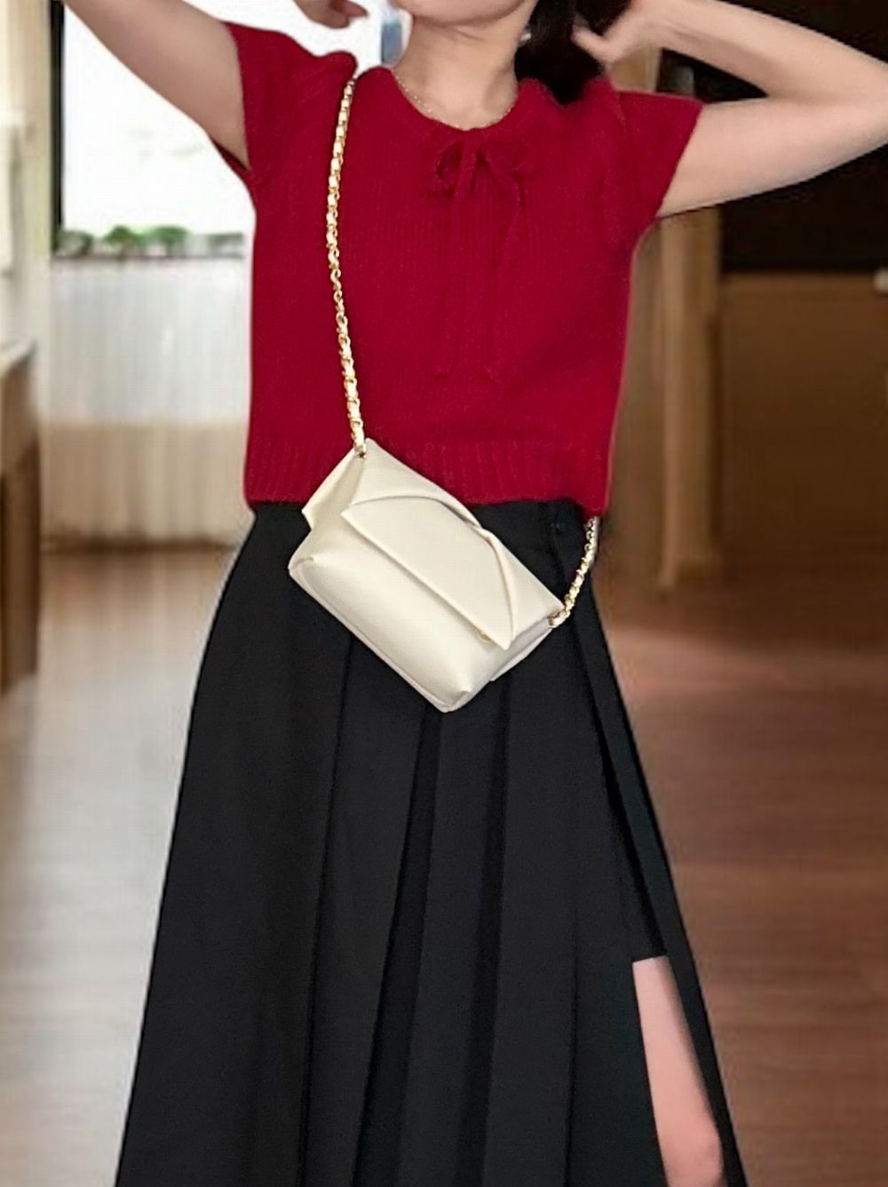 Front ribbon ラウンドネックニット