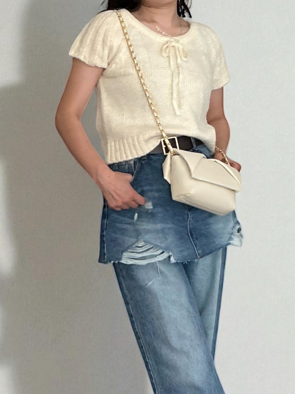 Front ribbon ラウンドネックニット