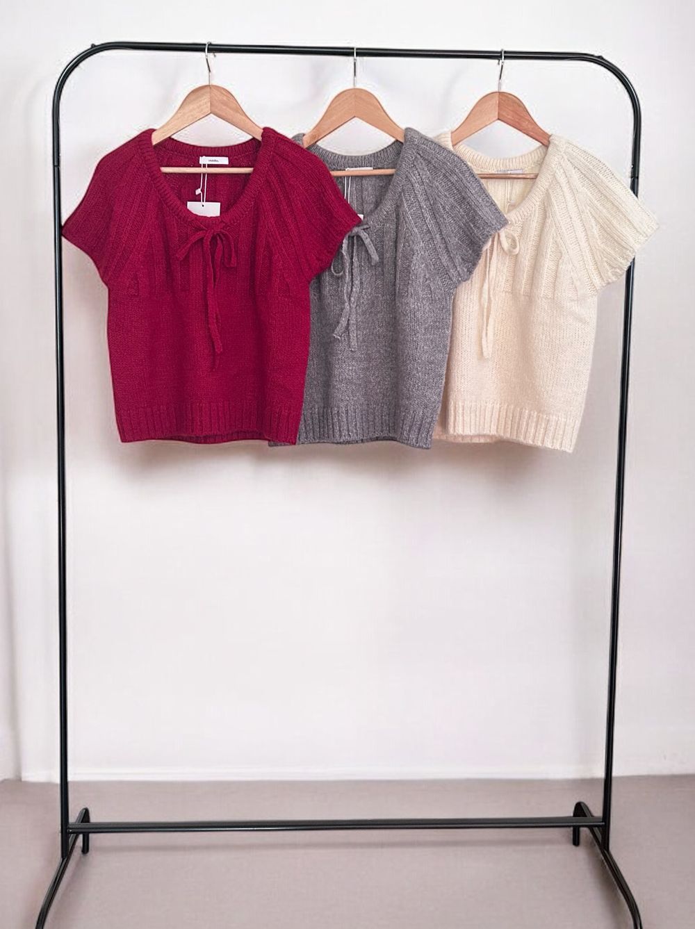 Front ribbon ラウンドネックニット