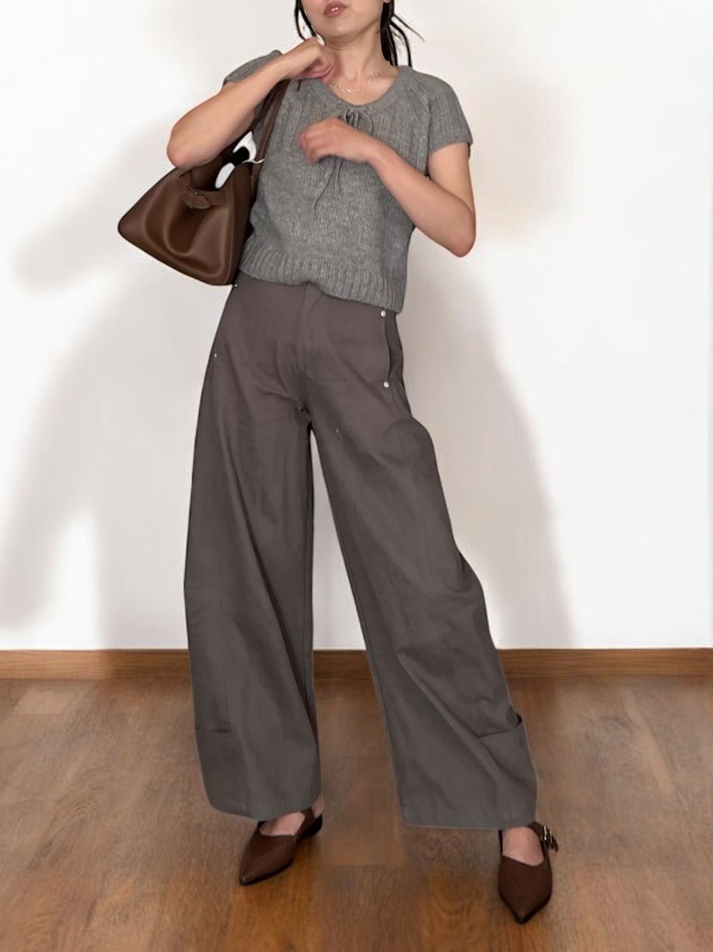 Front ribbon ラウンドネックニット