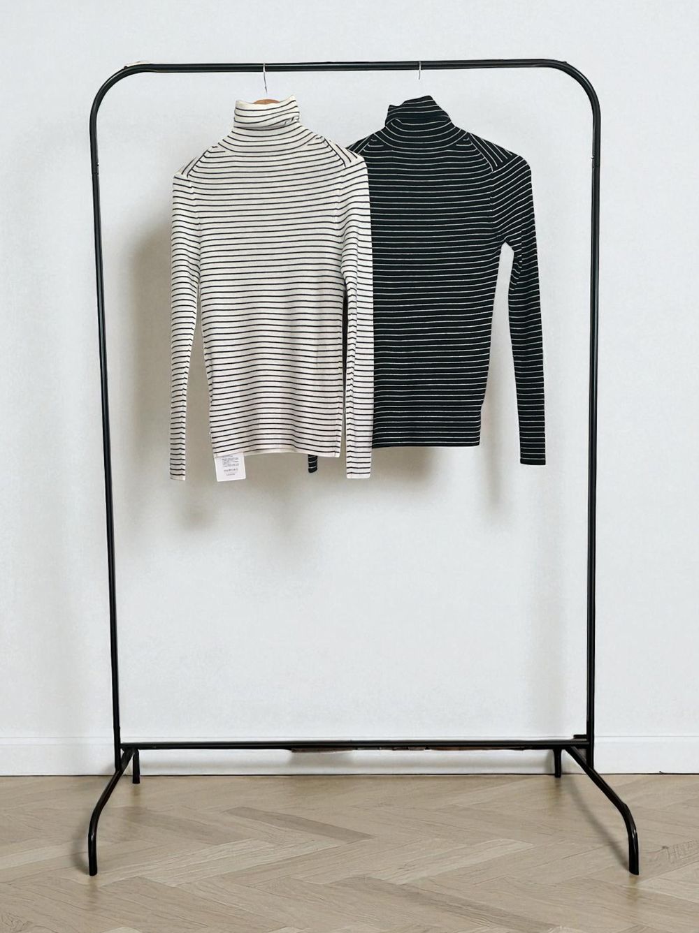 Chalk stripe wool blended ニットタートルトップス