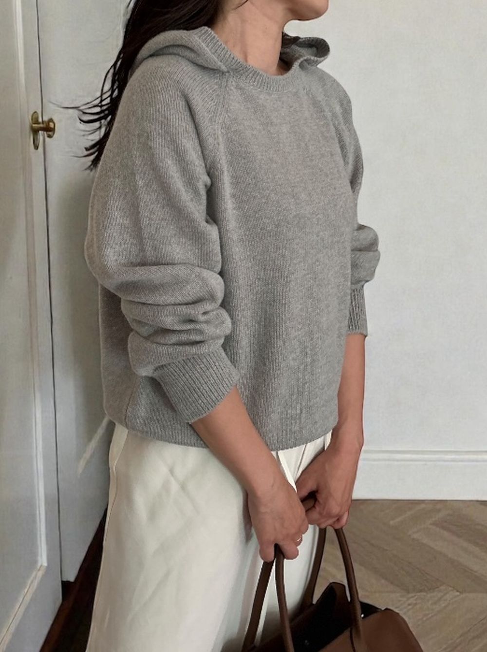 Wool blend crew neckニットフーディー