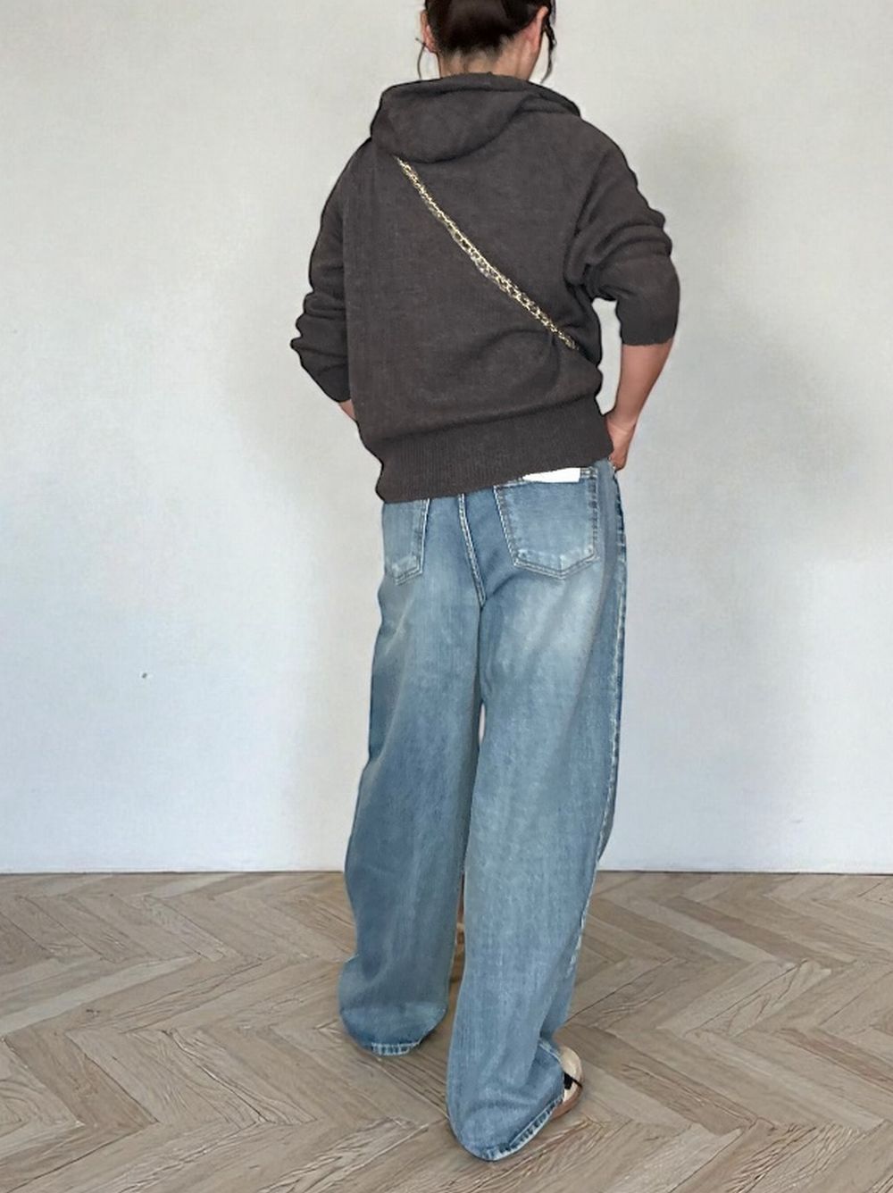 Wool blend crew neckニットフーディー