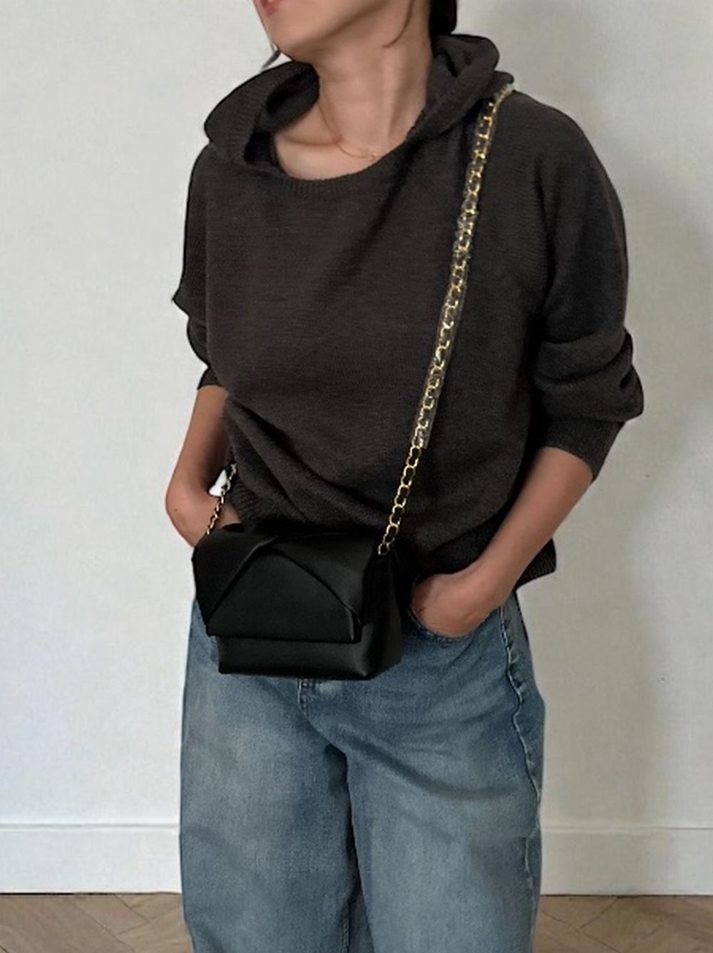 Wool blend crew neckニットフーディー