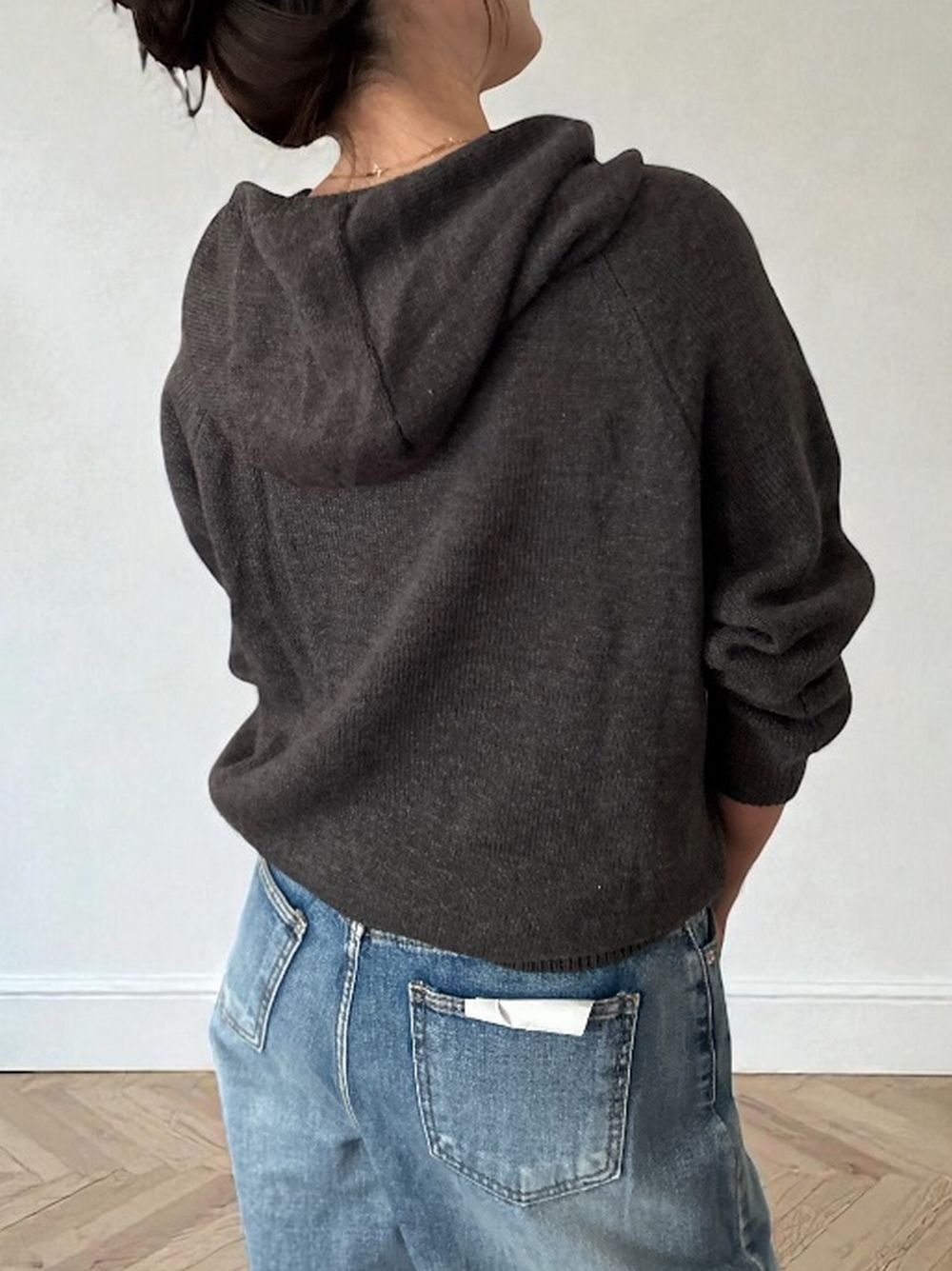 Wool blend crew neckニットフーディー