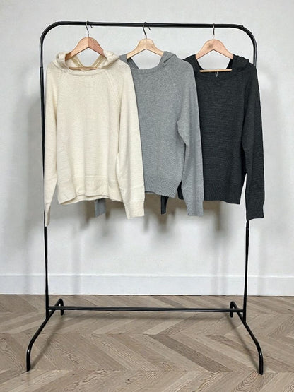 Wool blend crew neckニットフーディー