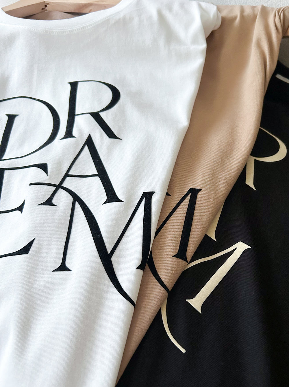 Dream Flock printing ロゴTシャツ