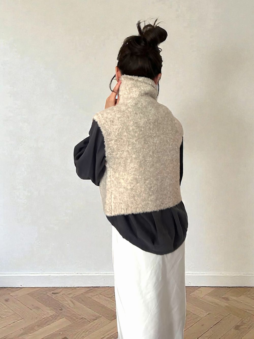 High neck ブークレニットベスト