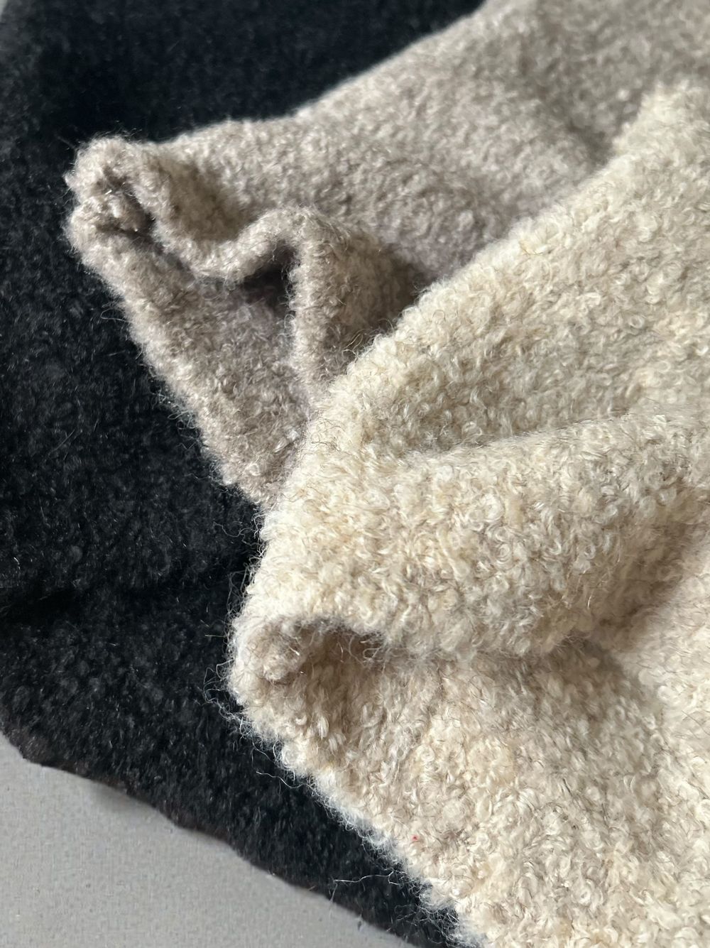 High neck ブークレニットベスト