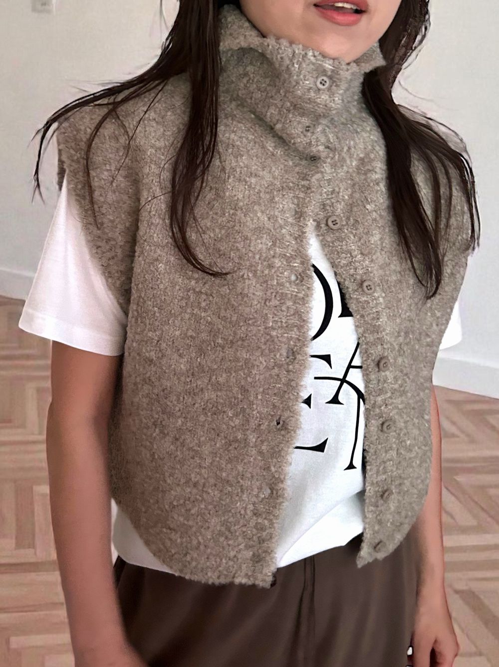 High neck ブークレニットベスト