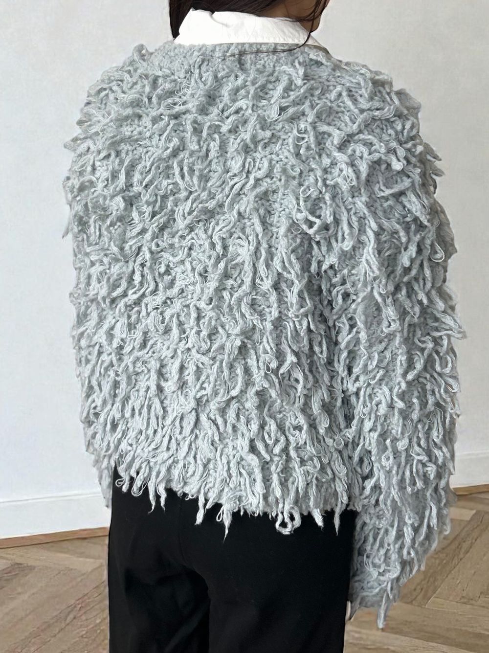 Loop yarn フリンジVネックカーディガン
