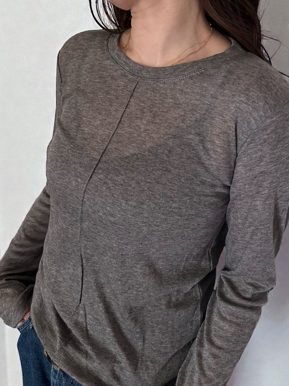 Wool blend crew neck シアートップス