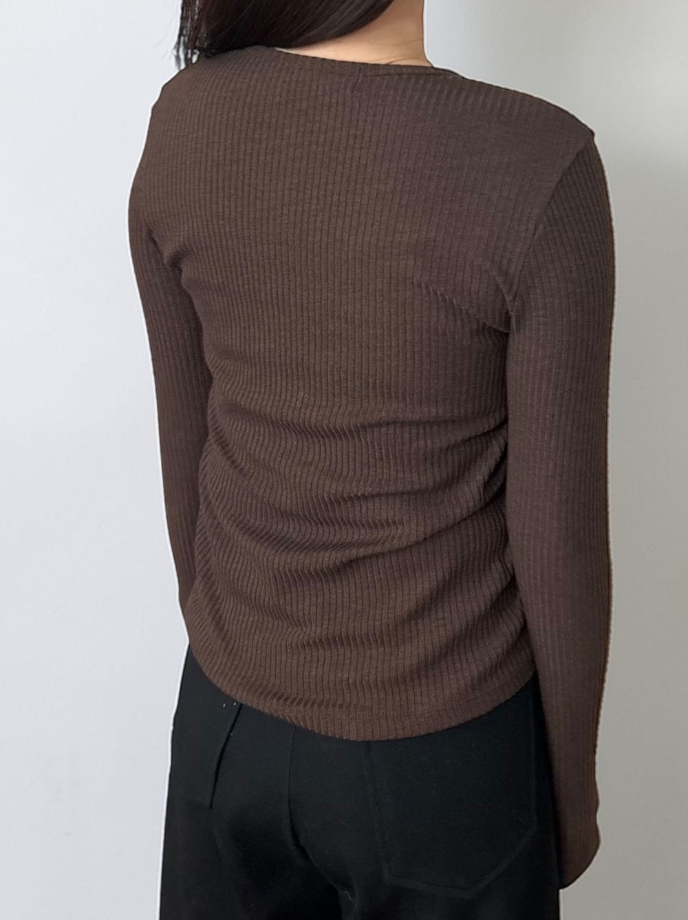 Comfortableヘンリーネックリブカットソー