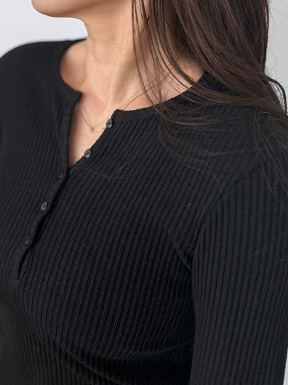 Comfortableヘンリーネックリブカットソー