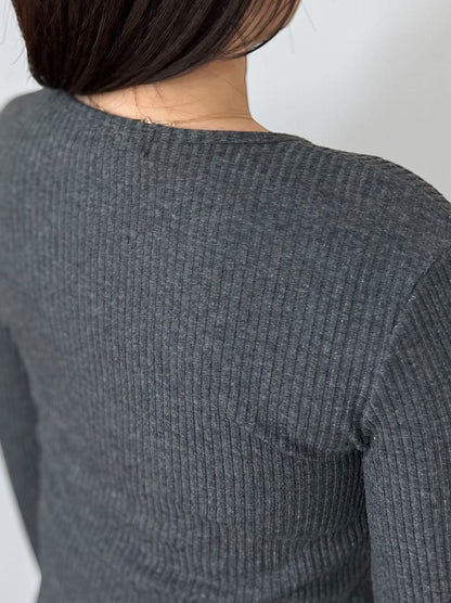 Comfortableヘンリーネックリブカットソー