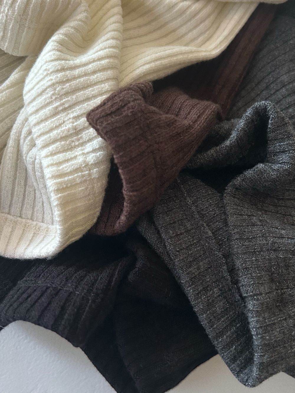 Comfortableヘンリーネックリブカットソー