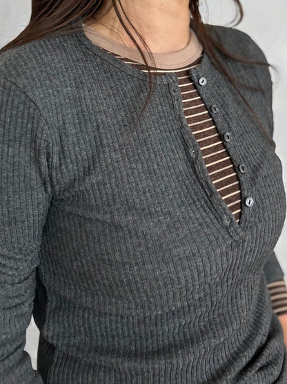 Comfortableヘンリーネックリブカットソー